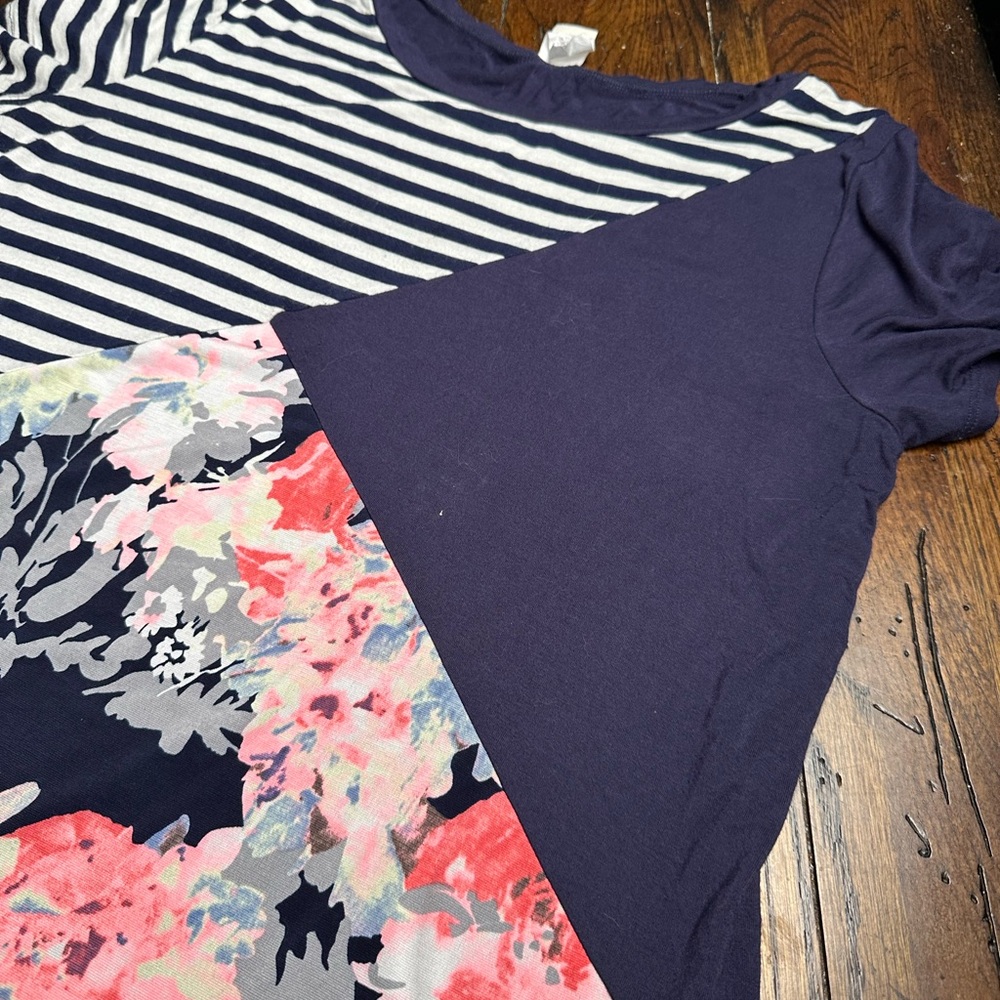 Sew In Love Floral Striped Top‎ - L